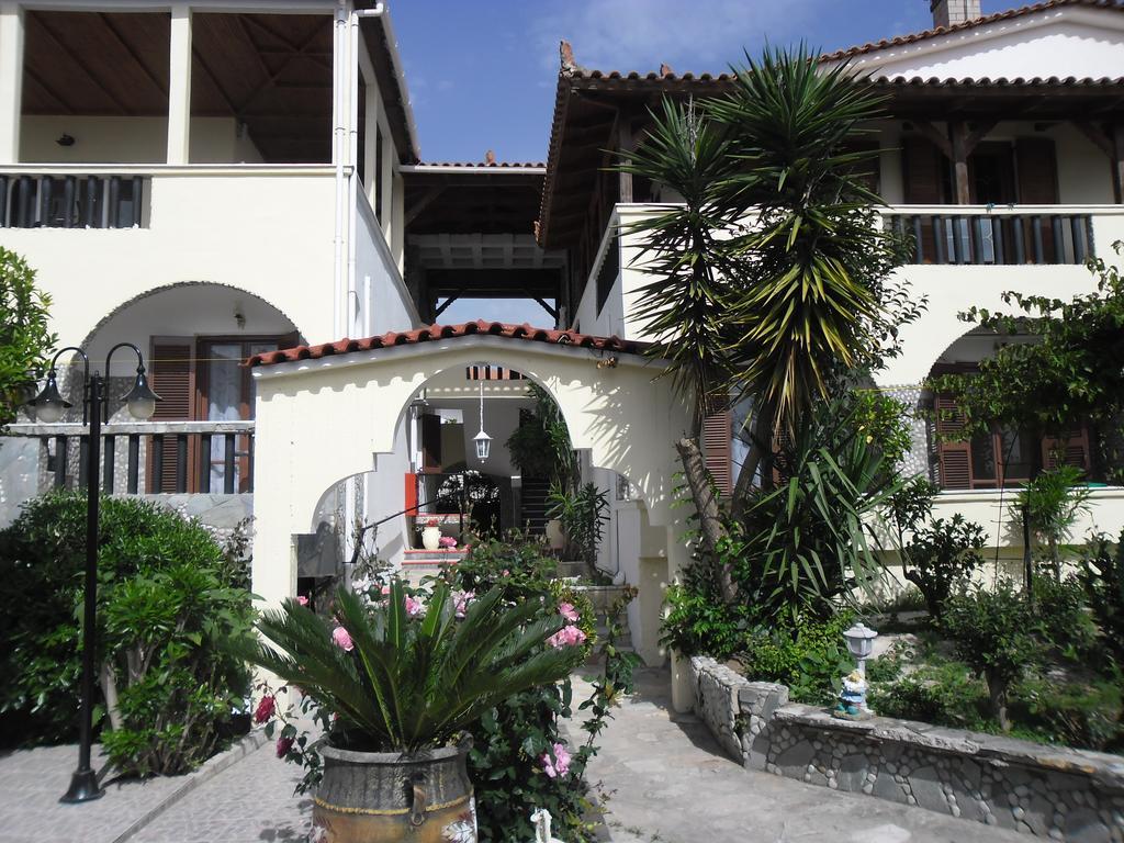 Villa Maria Chrani Extérieur photo